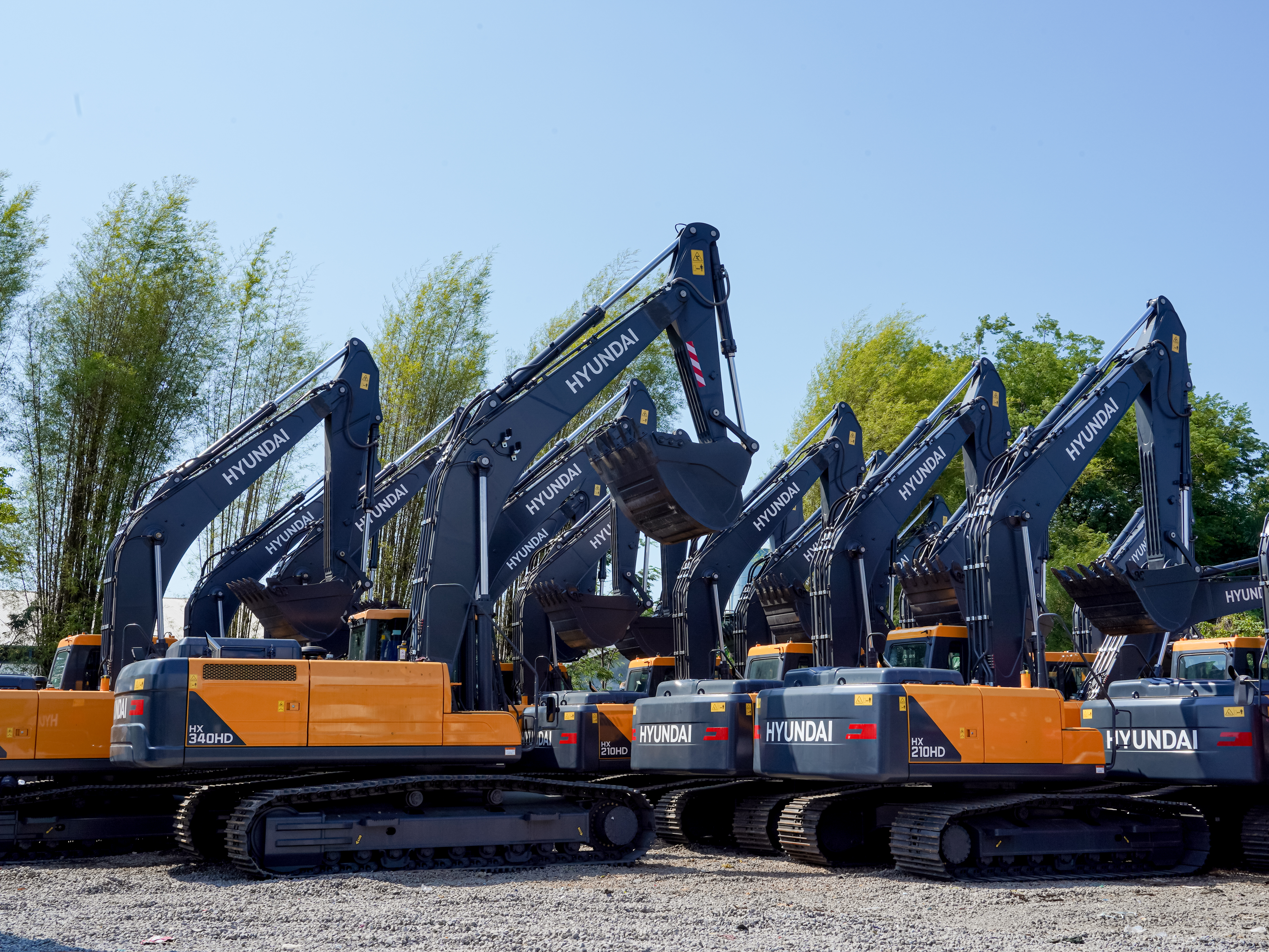Excavator di Proyek Konstruksi